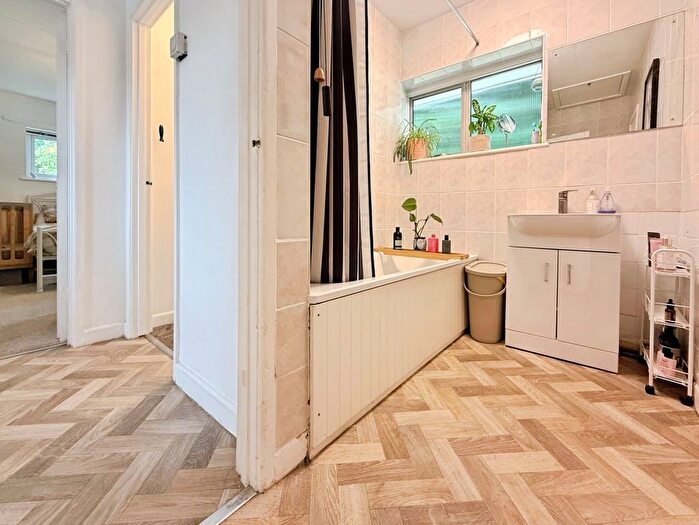 2 Bedroom Bungalow For Sale In Parklands, Penperlleni, Pontypool, NP4
