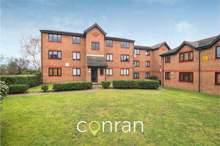 1 Bedroom Flat To Rent In Frank Burton Close, Charlton, SE7