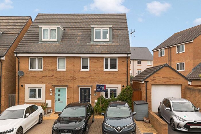 3 Bedroom Semi-Detached House For Sale In Columbine Road, Lyde Green, Bristol, BS16