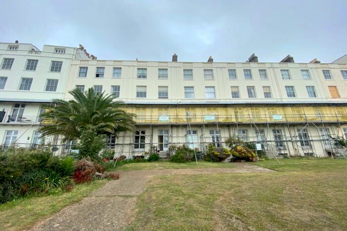 3 Bedroom Flat To Rent In Royal Crescent St. Augustines Road, Ramsgate, Kent, CT11