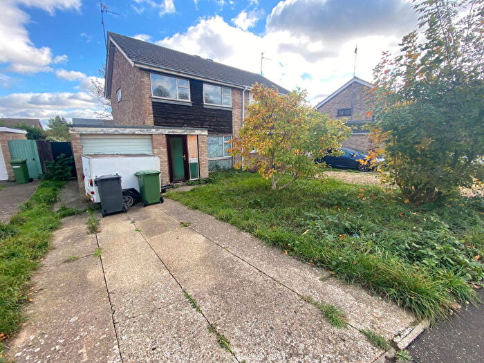 3 Bedroom Semi Detached House For Sale In Sherborne Road, Peterborough, PE1