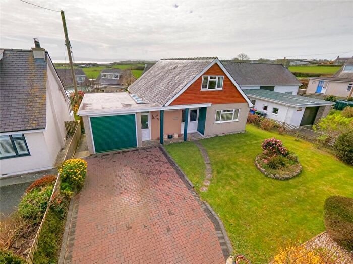 4 Bedroom Detached House For Sale In Nant Bychan, Moelfre, Isle Of Anglesey, LL72