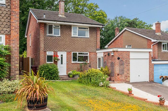 4 Bedroom Detached House For Sale In Greenfields, Nyewood, GU31