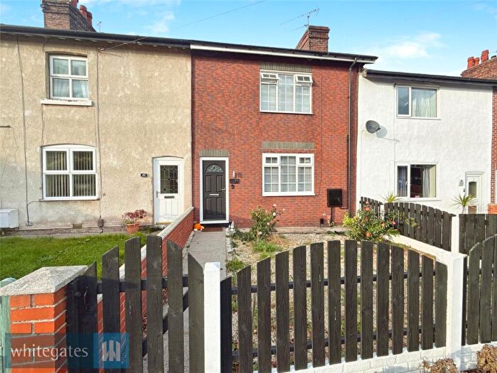 2 Bedroom Terraced House For Sale In Station Road, Lundwood, S71