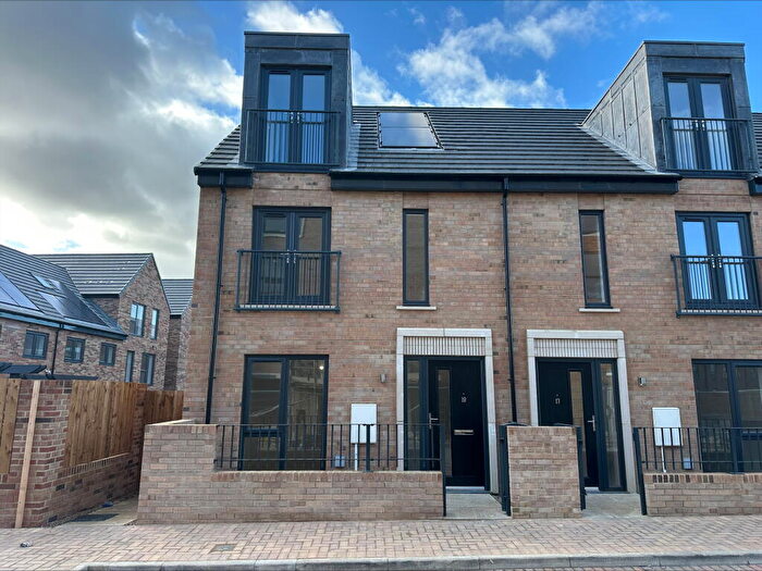 3 Bedroom House To Rent In Mill Walk, Sunderland, SR2