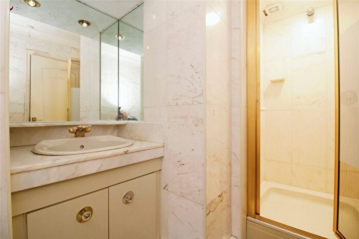 2 Bedroom Detached House For Sale In Windsor Street, Burbage, Hinckley, Leicestershire, LE10