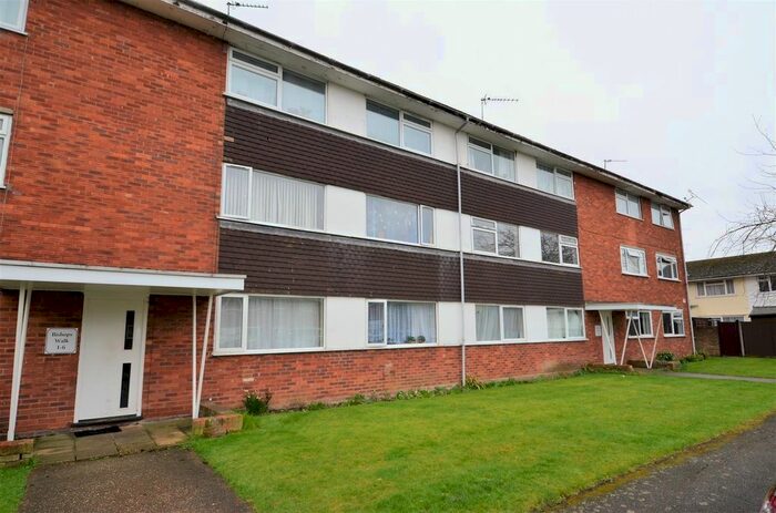 2 Bedroom Flat To Rent In Bishops Walk, Aylesbury, HP21