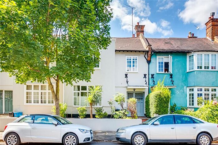 1 Bedroom Flat To Rent In Clavering Avenue, Barnes, SW13