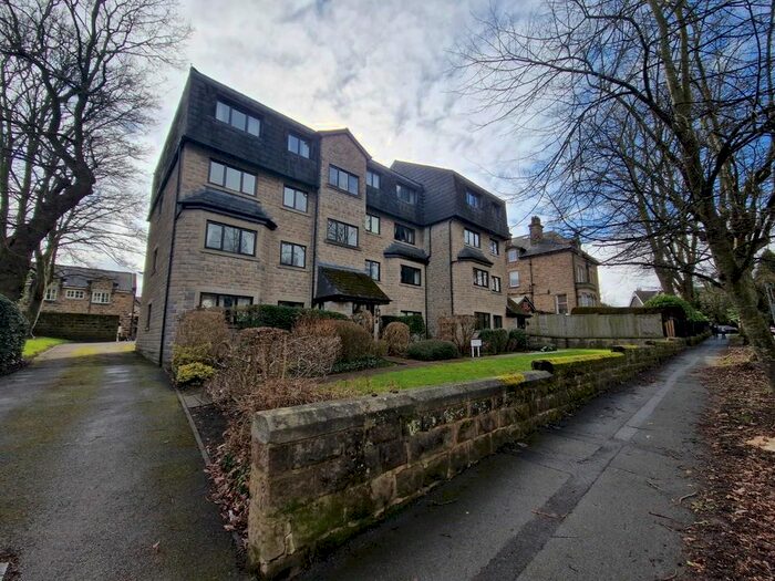 2 Bedroom Flat To Rent In Coppice Drive, Harrogate, HG1