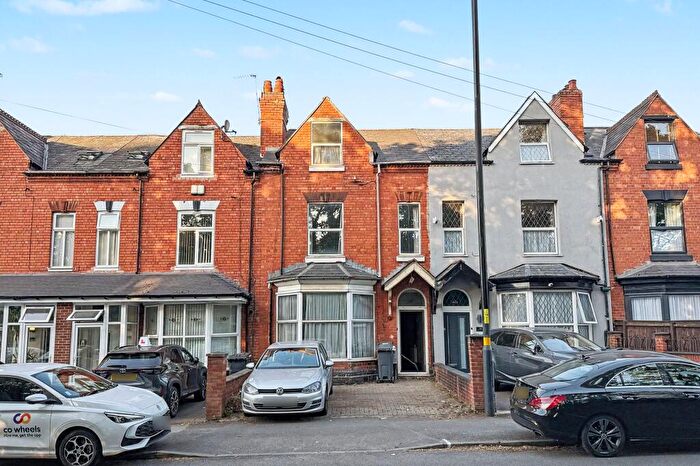 5 Bedroom Terraced House For Sale In Yardley Wood Road, Birmingham, B13