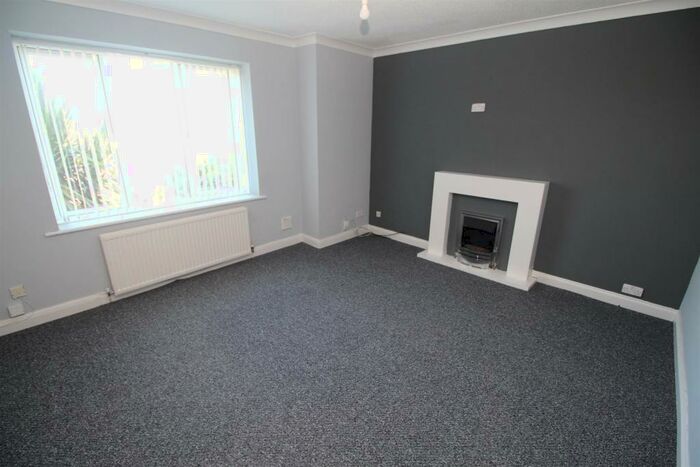 2 Bedroom Flat To Rent In Poplar Street Greenock, PA15