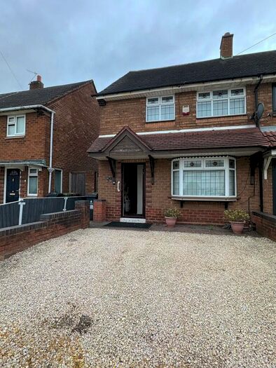 3 Bedroom Semi-Detached House To Rent In Moorland Road, Walsall, WS3