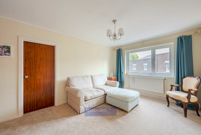 1 Bedroom Flat To Rent In Renfrew Road, SE11