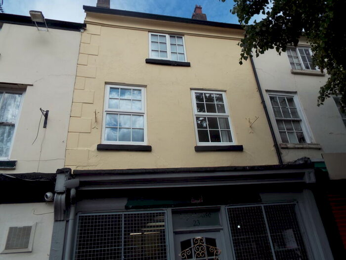3 Bedroom Flat To Rent In High Street, Holywell, CH8