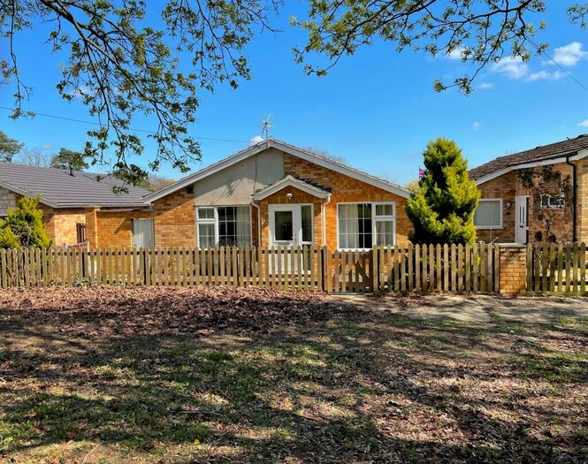 4 Bedroom Detached Bungalow For Sale In Oaklands Drive, Brandon, IP27