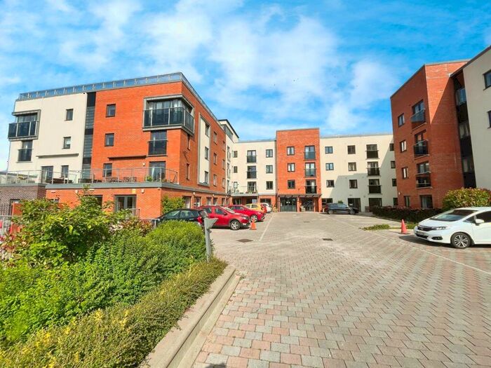 1 Bedroom Apartment For Sale In Chester Way, Northwich, Cheshire, CW9