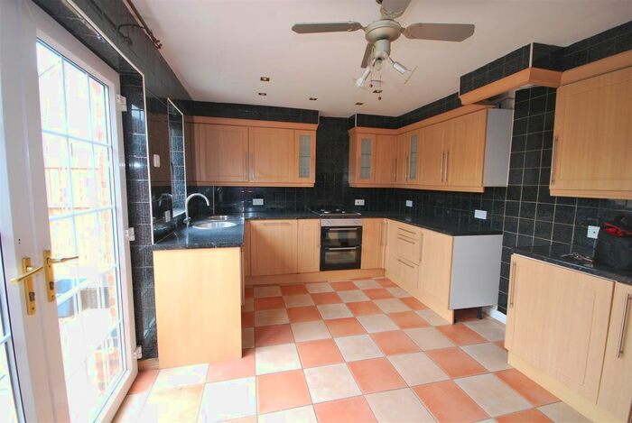 2 Bedroom Semi-Detached House To Rent In Pickwick Close, Malton, YO17