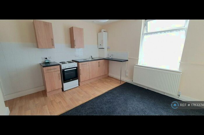1 Bedroom Flat To Rent In Annesley Road, Hucknall, Nottingham, NG15