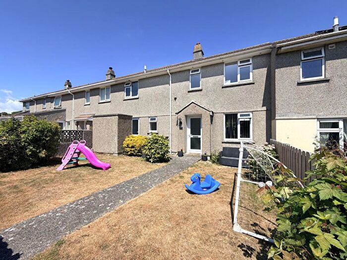 3 Bedroom Terraced House For Sale In Redannack North, Mullion, TR12