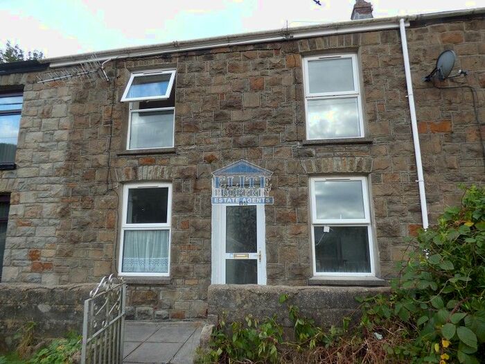 3 Bedroom Terraced House To Rent In Blaenogwr Terrace, Nantymoel, Bridgend ., CF32