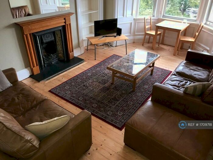 4 Bedroom Flat To Rent In Edinburgh, Edinburgh, EH7