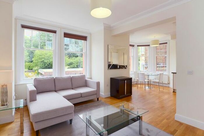 1 Bedroom Flat To Rent In Hamlet Gardens, London, W6