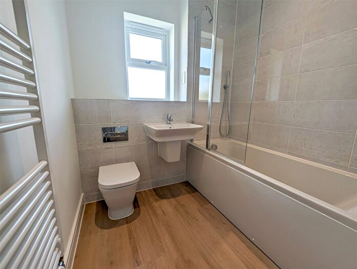 3 Bedroom Bungalow For Sale In Estuary View, Appledore, Bideford, Devon, EX39