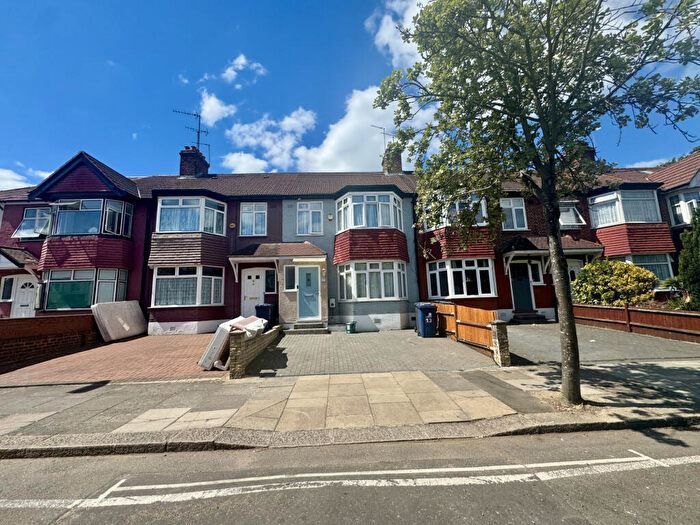 3 Bedroom Terraced House To Rent In Brentmead Gardens, London, London, NW10