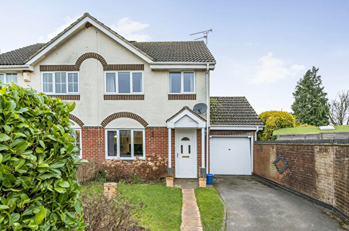 3 Bedroom Semi-Detached House For Sale In Victoria Drive, Lyneham, SN15