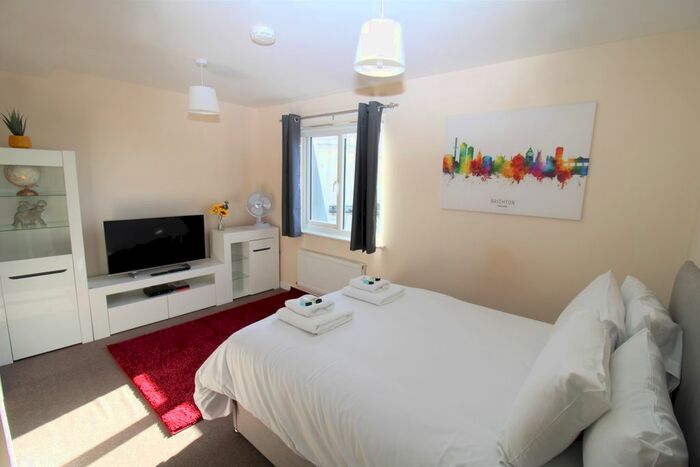 Studio To Rent In Lansdowne Road, Hove, BN3