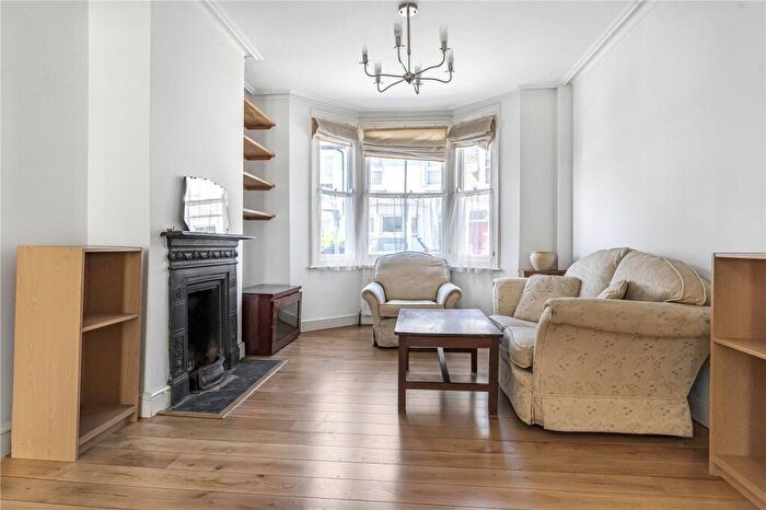 3 Bedroom Terraced House To Rent In East Avenue, Oxford, OX4