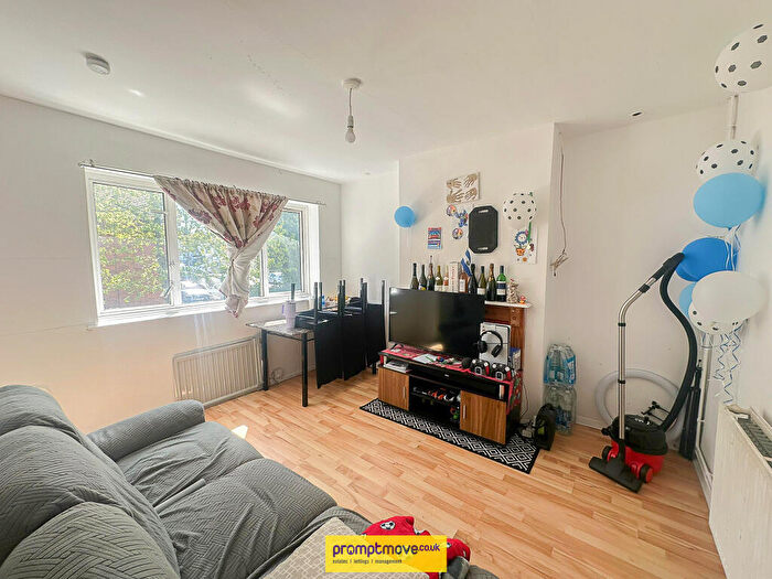 2 Bedroom Flat To Rent In Roman Road Luton, LU4