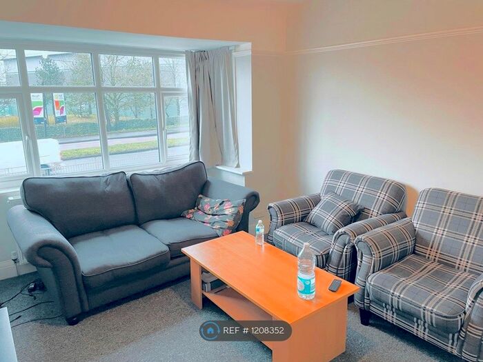 1 Bedroom Flat To Rent In London Road, Earley, Reading, RG6