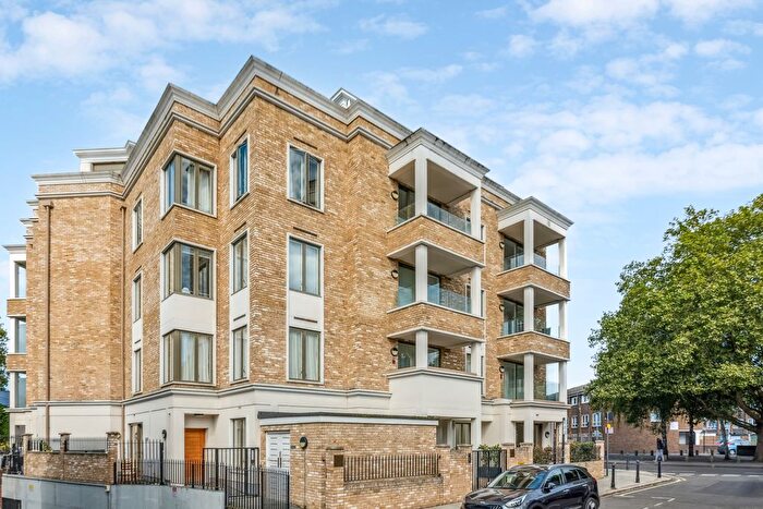 2 Bedroom Flat To Rent In Mackenzie House, Lillie Road, SW6