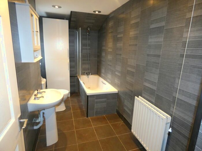 2 Bedroom Flat To Rent In Charles Street, Hazlerigg, Newcastle Upon Tyne, NE13