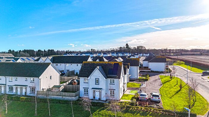 3 Bedroom Semi Detached House For Sale In Auld Mart Road, Huntingtower, Perth, PH1