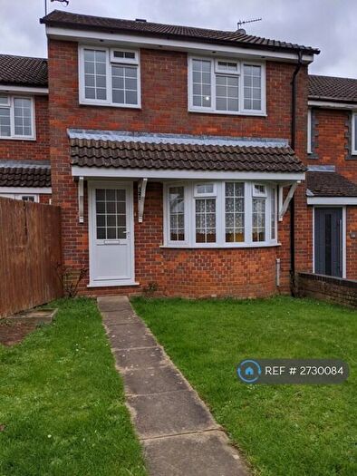 3 Bedroom Terraced House To Rent In Burleigh Piece, Buckingham, MK18