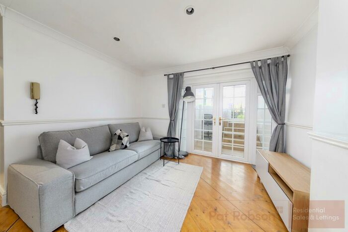 1 Bedroom Apartment To Rent In Eskdale Terrace, Jesmond, NE2