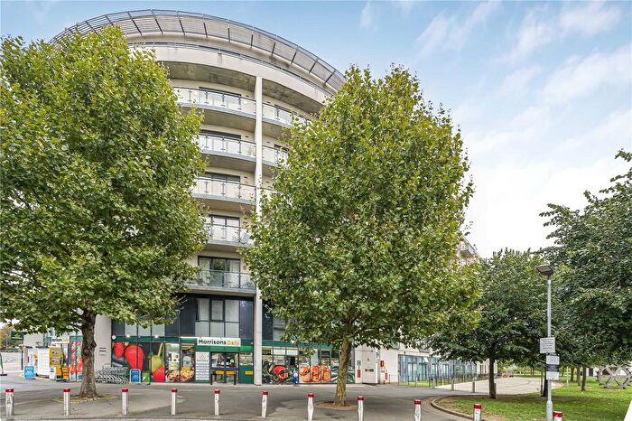 1 Bedroom Flat For Sale In Durnsford Road, London, SW19