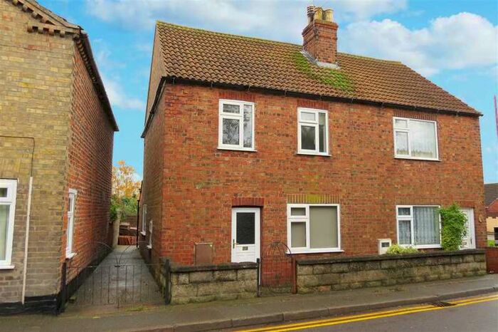 3 Bedroom Semi-Detached House To Rent In High Street, Billinghay, LN4