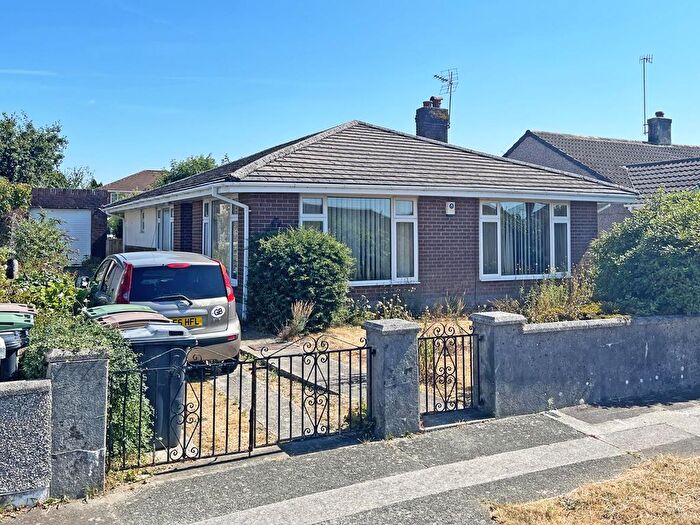 3 Bedroom Detached Bungalow For Sale In Rawlin Close, Eggbuckland, Plymouth, PL6