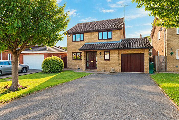 4 Bedroom Detached House For Sale In Airedale Avenue, Tickhill, Doncaster, DN11