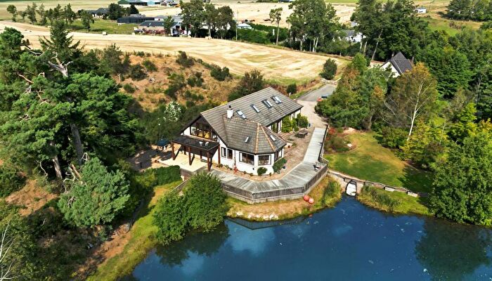 4 Bedroom Detached House For Sale In Lochside Lodge, Glenesk, Turriff, AB53