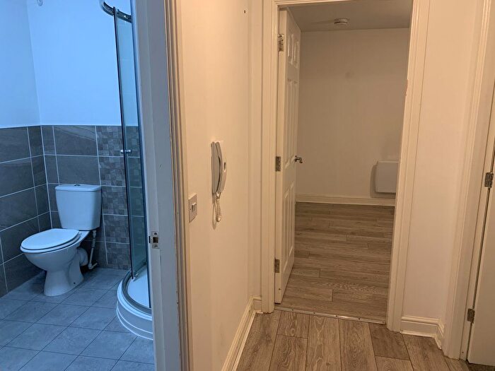 1 Bedroom Flat To Rent In Darwen, Lancashire, BB3