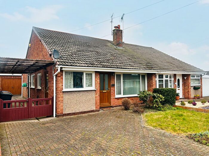 3 Bedroom Bungalow To Rent In Gisborne Close, Mickleover, Derby, DE3