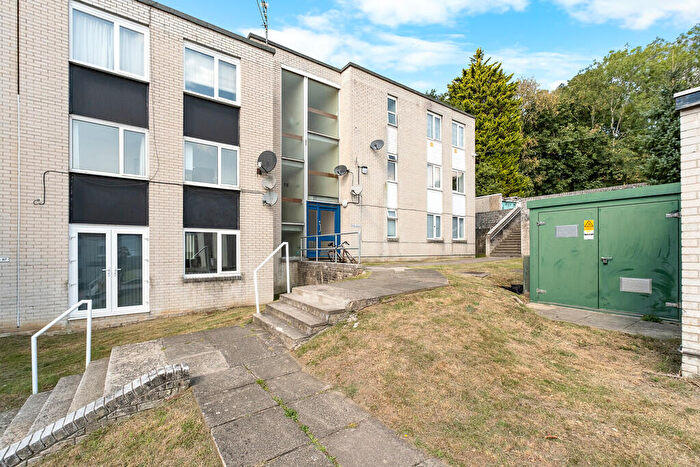 2 Bedroom Flat For Sale In Awel Mor, Llanedeyrn, Cardiff, CF23