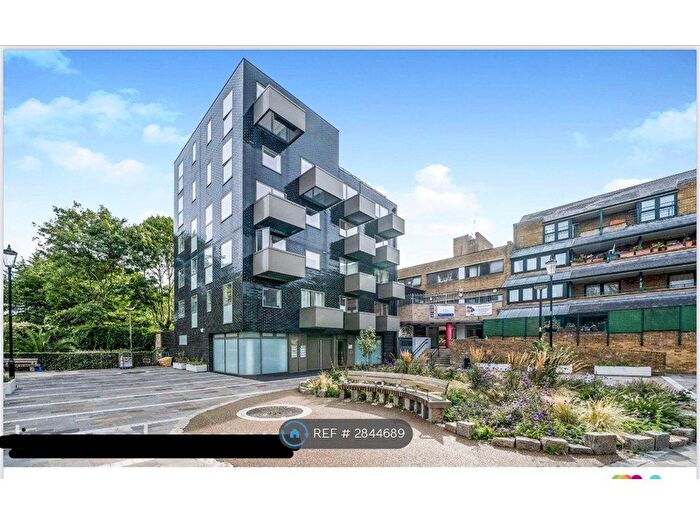 2 Bedroom Flat To Rent In Bevington Road, London, W10