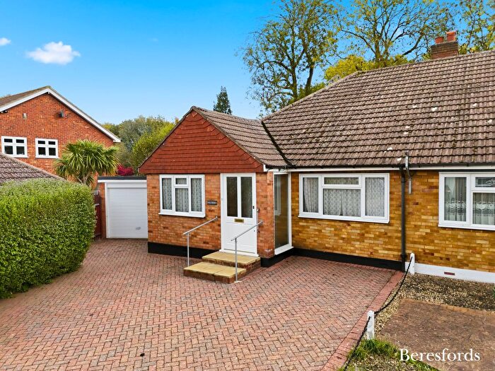 2 Bedroom Bungalow For Sale In Shelley Road, Hutton, CM13