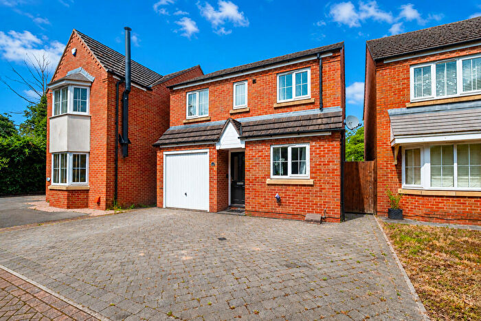 3 Bedroom Detached House For Sale In Southey Drive, Tamworth, B79