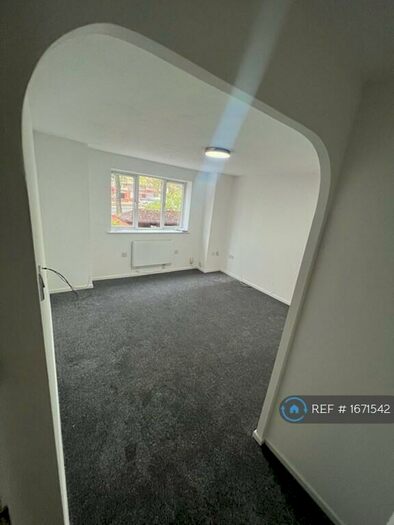 1 Bedroom Flat To Rent In Simpson Close, Leagrave, Luton, LU4